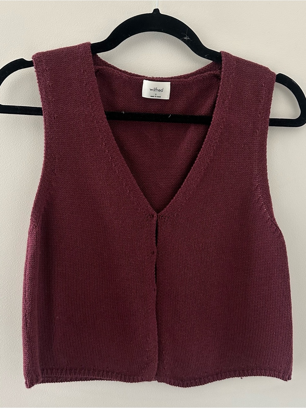 Wilfred Sleeveless Knit Vest - Wine